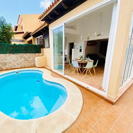 Casa De Acuario Дом отдыха Коральео